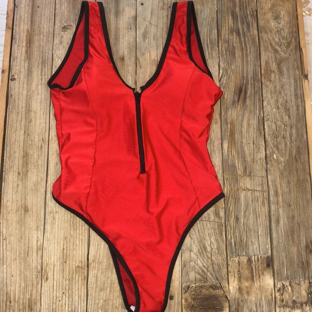 Bathing suit